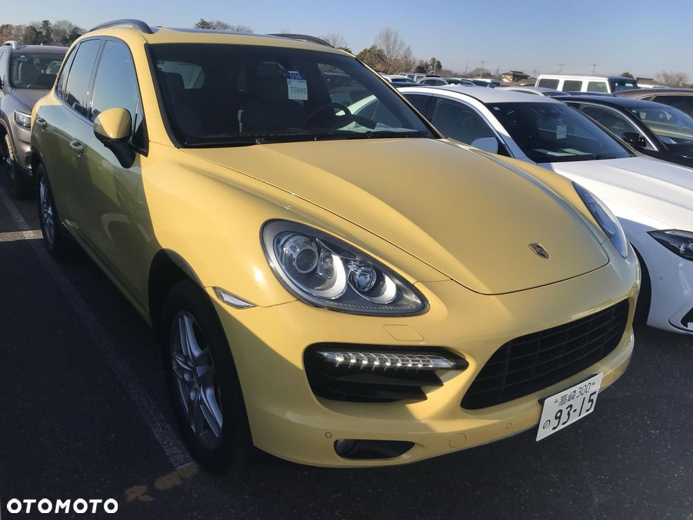 Porsche Cayenne Turbo - 21