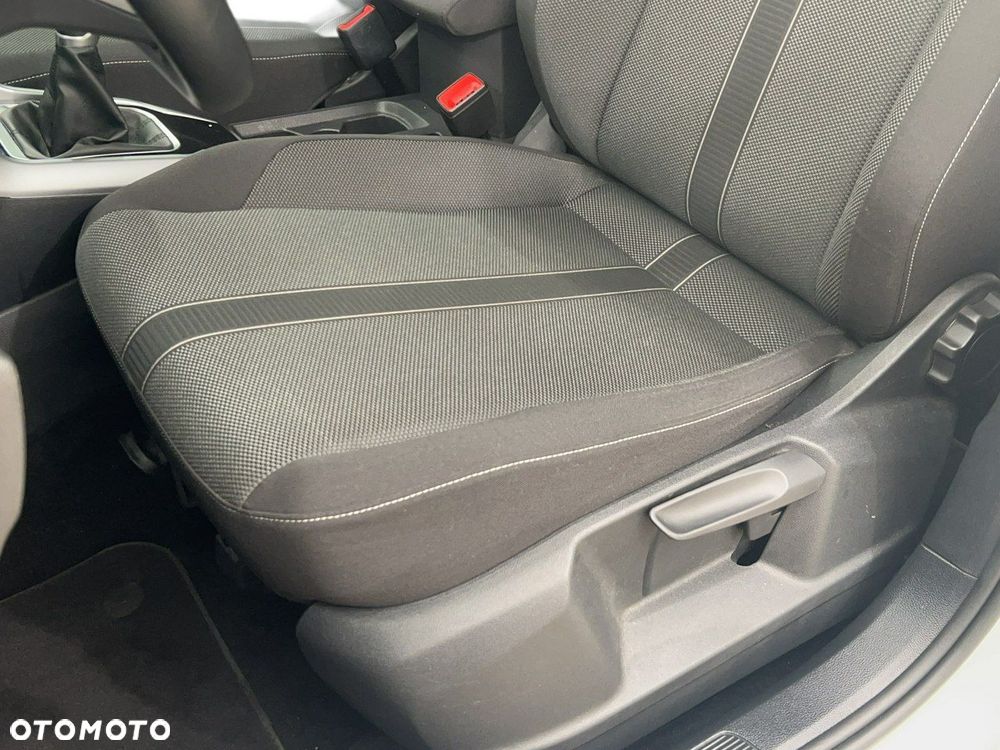 Volkswagen T-Roc 1.5 TSI Life - 17