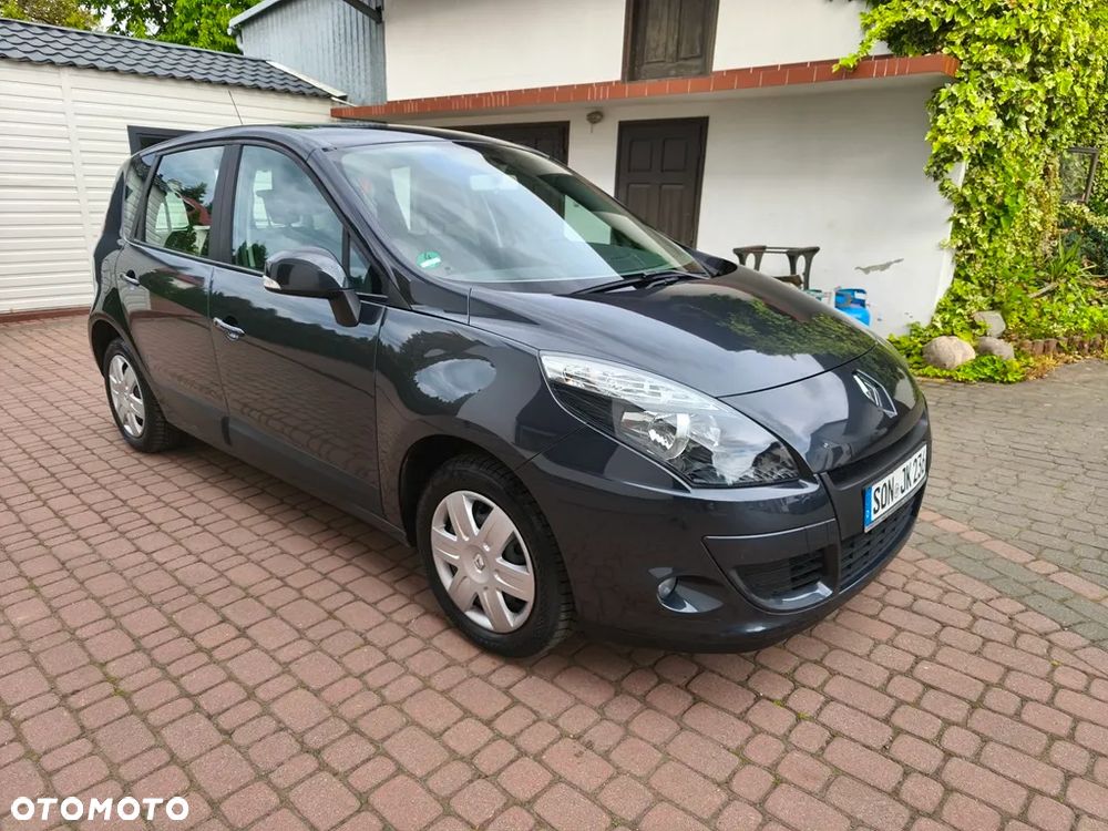 Renault Scenic 1.6 16V 110 TomTom Edition - 6