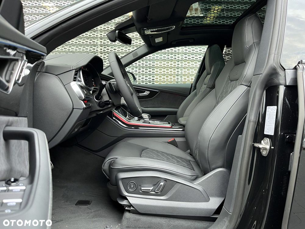 Audi Q8 - 6
