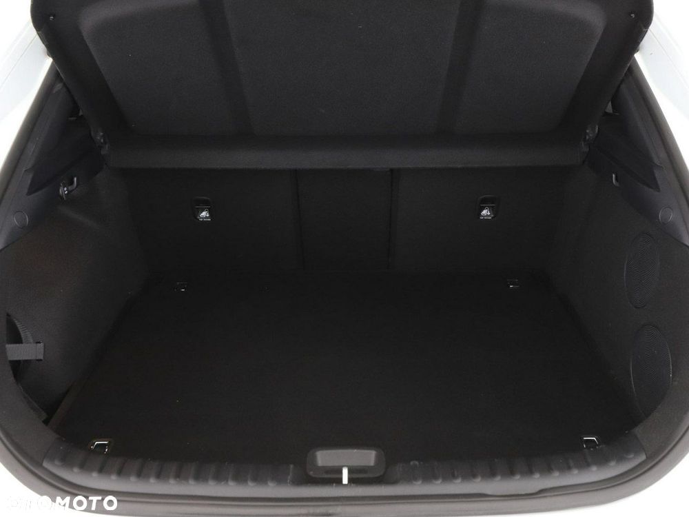 Kia XCeed 1.4 T-GDI OPF DCT7 SPIRIT - 21