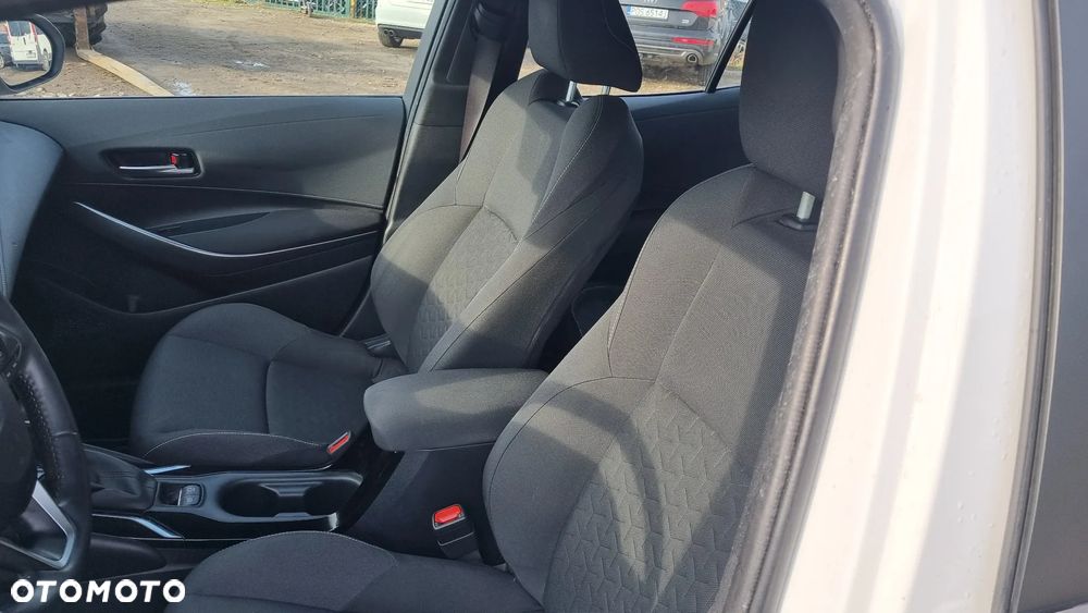 Toyota Corolla 1.8 Comfort - 24