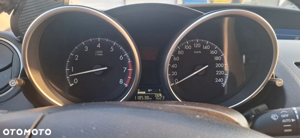 Mazda 3 1.6 Navi + - 14