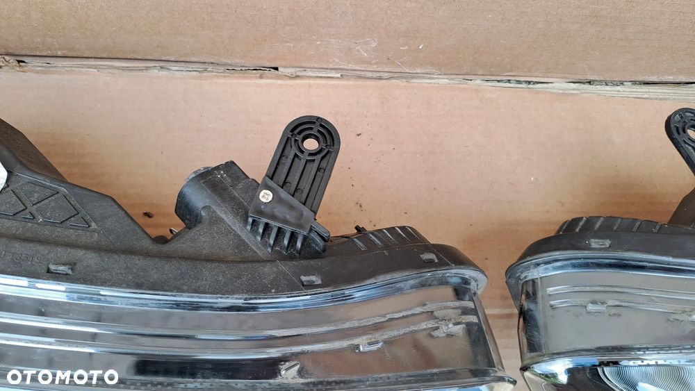 HYUNDAI I20 12-14 PRAWA LEWA LAMPA KOMPLET UŻYWANE 92102-4P500 92101-4P500 - 14