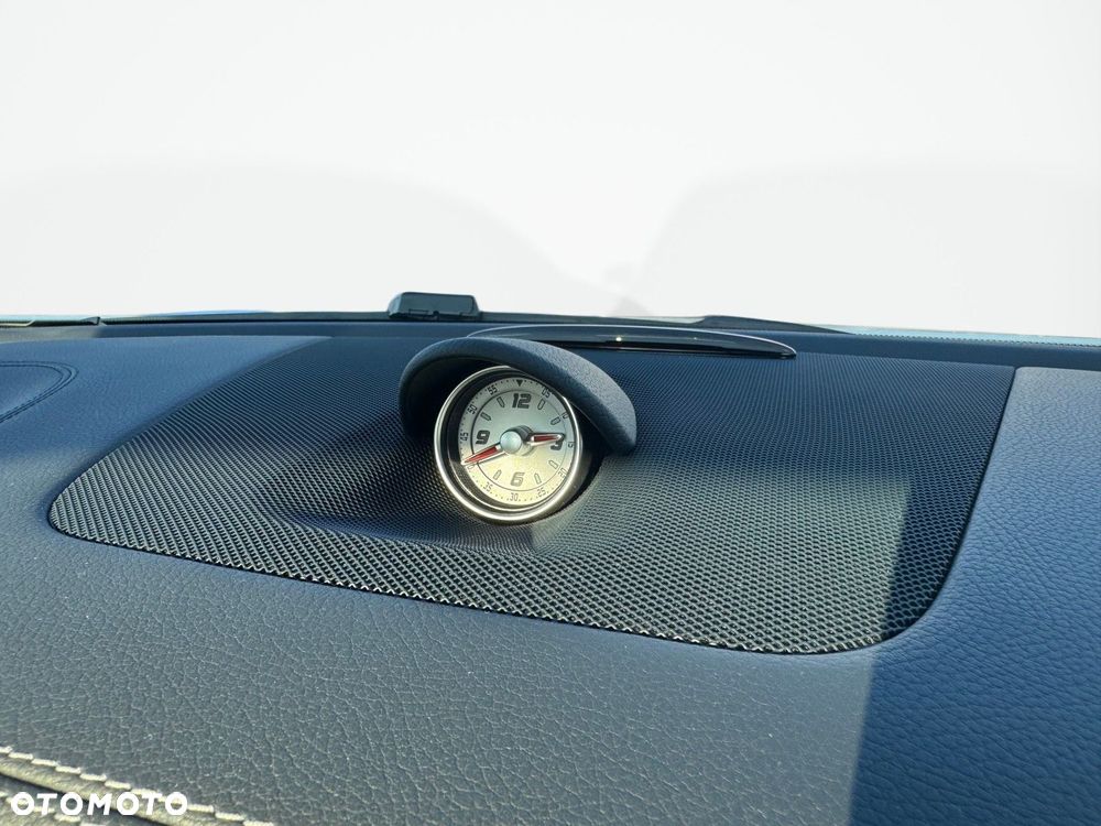 Mercedes-Benz SL - 20