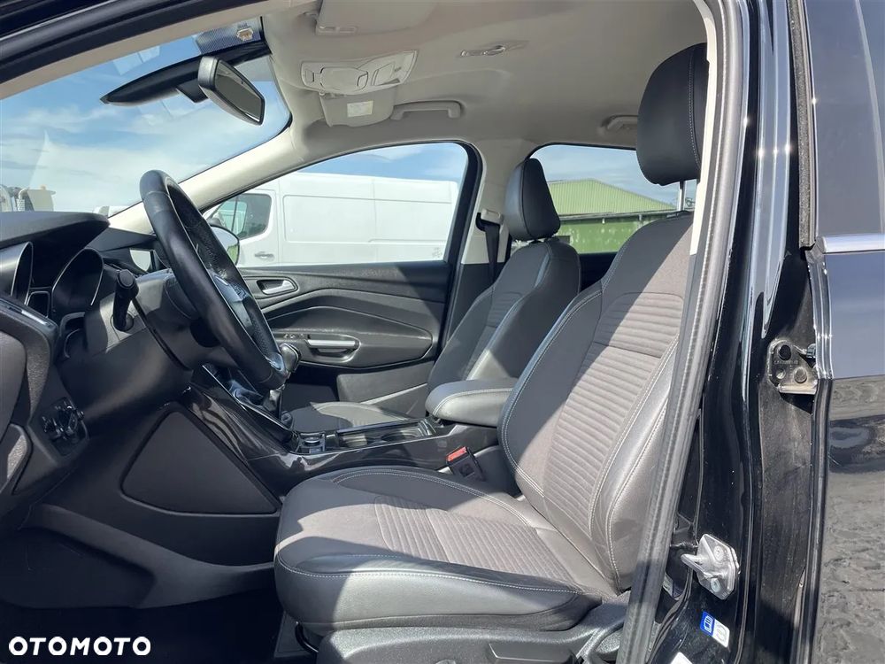 Ford Kuga 1.5 EcoBoost 2x4 Business Edition - 20