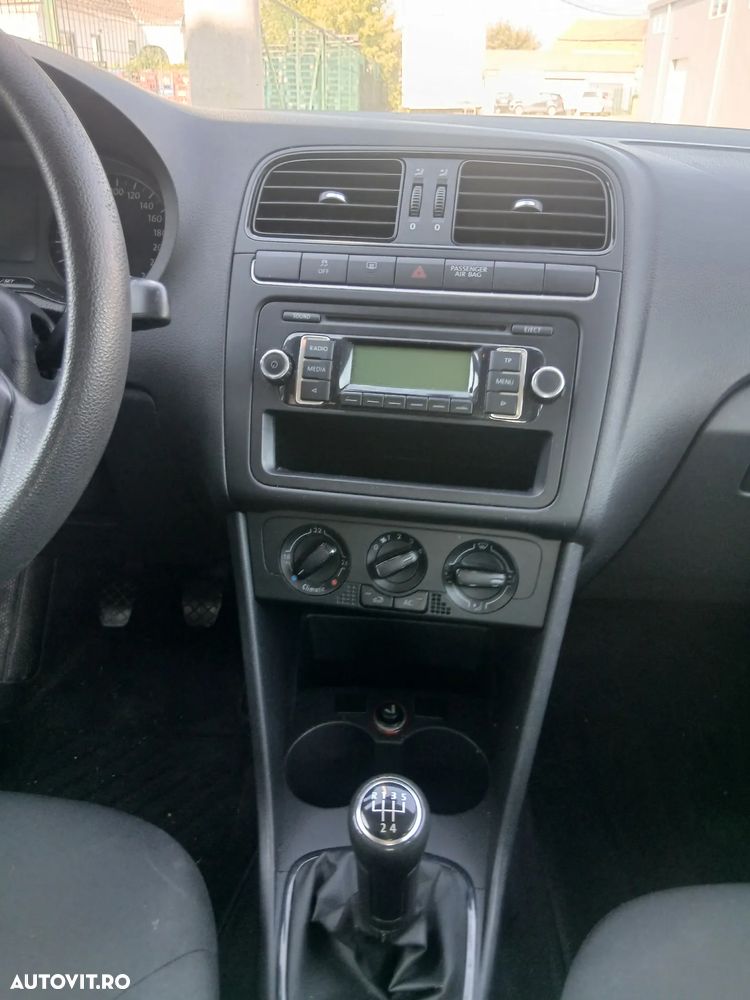 Volkswagen Polo 1.2 Life - 8