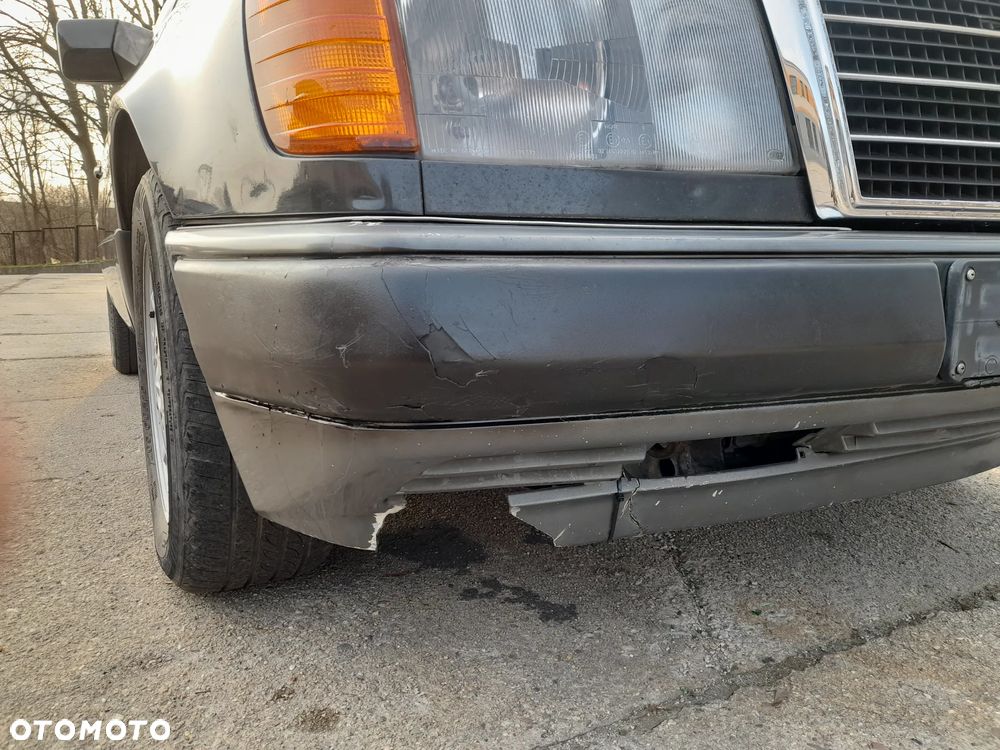 Mercedes-Benz W124 (1984-1993) - 27