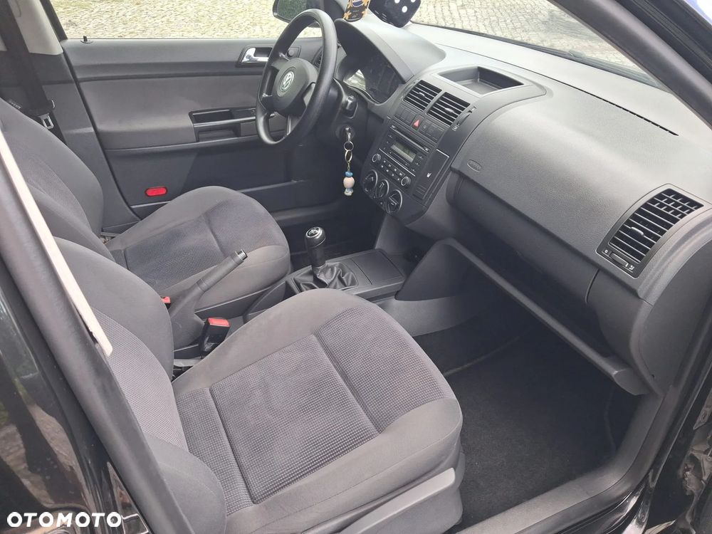 Volkswagen Polo - 19
