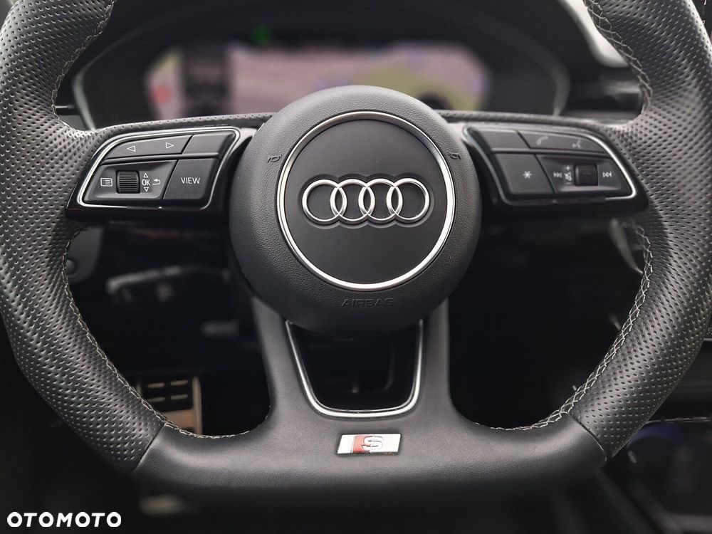 Audi A4 Limousine - 23