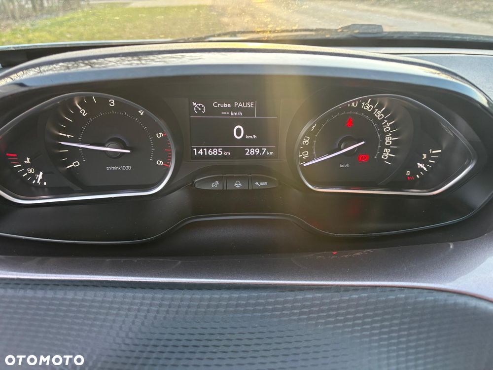 Peugeot 2008 1.4 HDi Active - 16