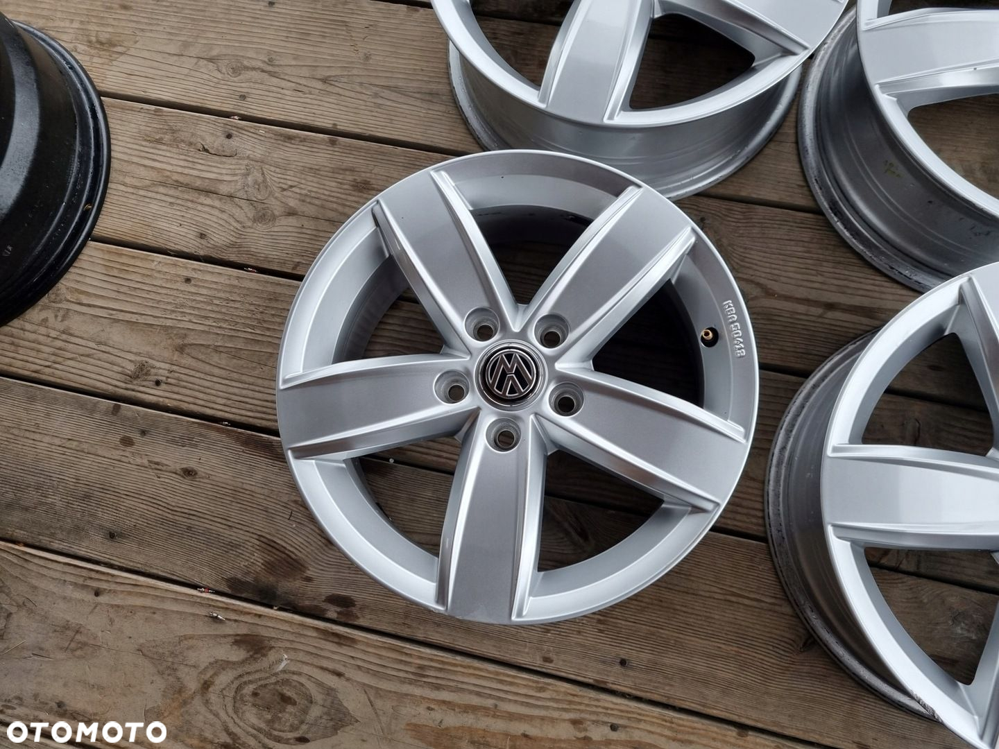 VW 5TA,T0URAN,GOLF,SEAT LEON 3,AUDI ,SKODA alu 6,5X16 ET48 5X112 bdb stan - 2