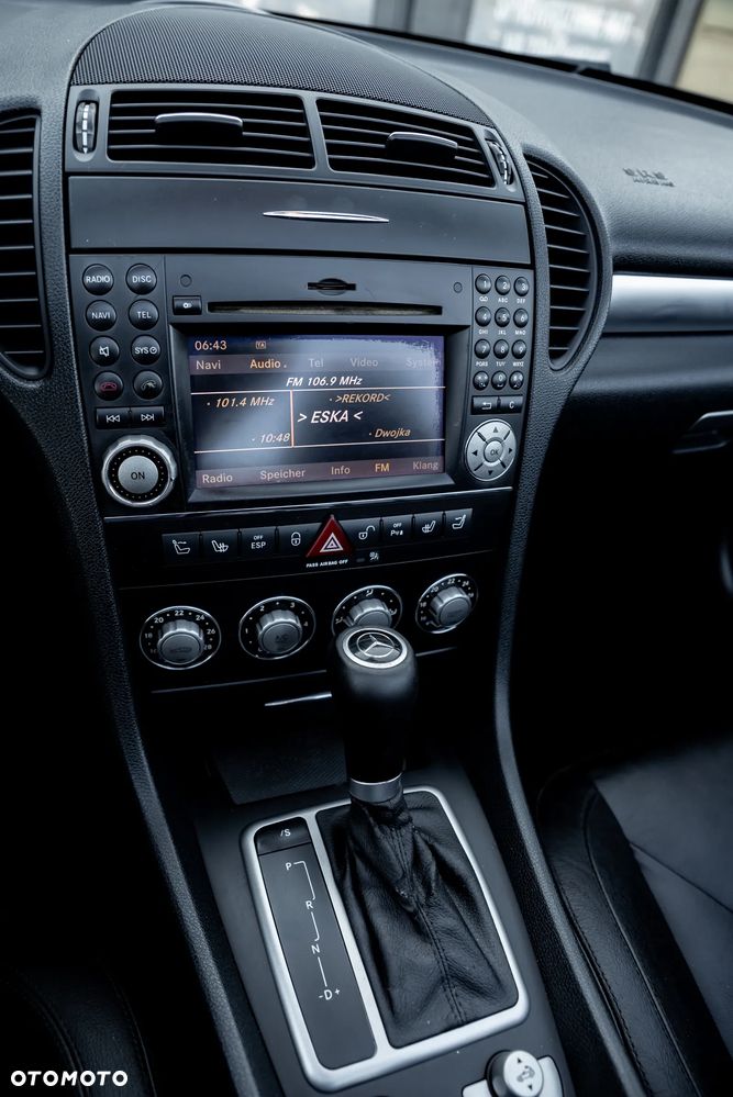 Mercedes-Benz SLK - 24