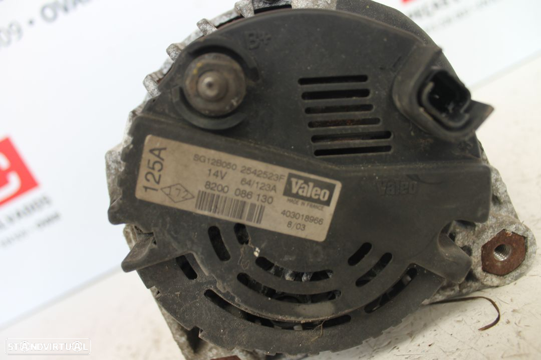Alternador Renault Trafic II - 4