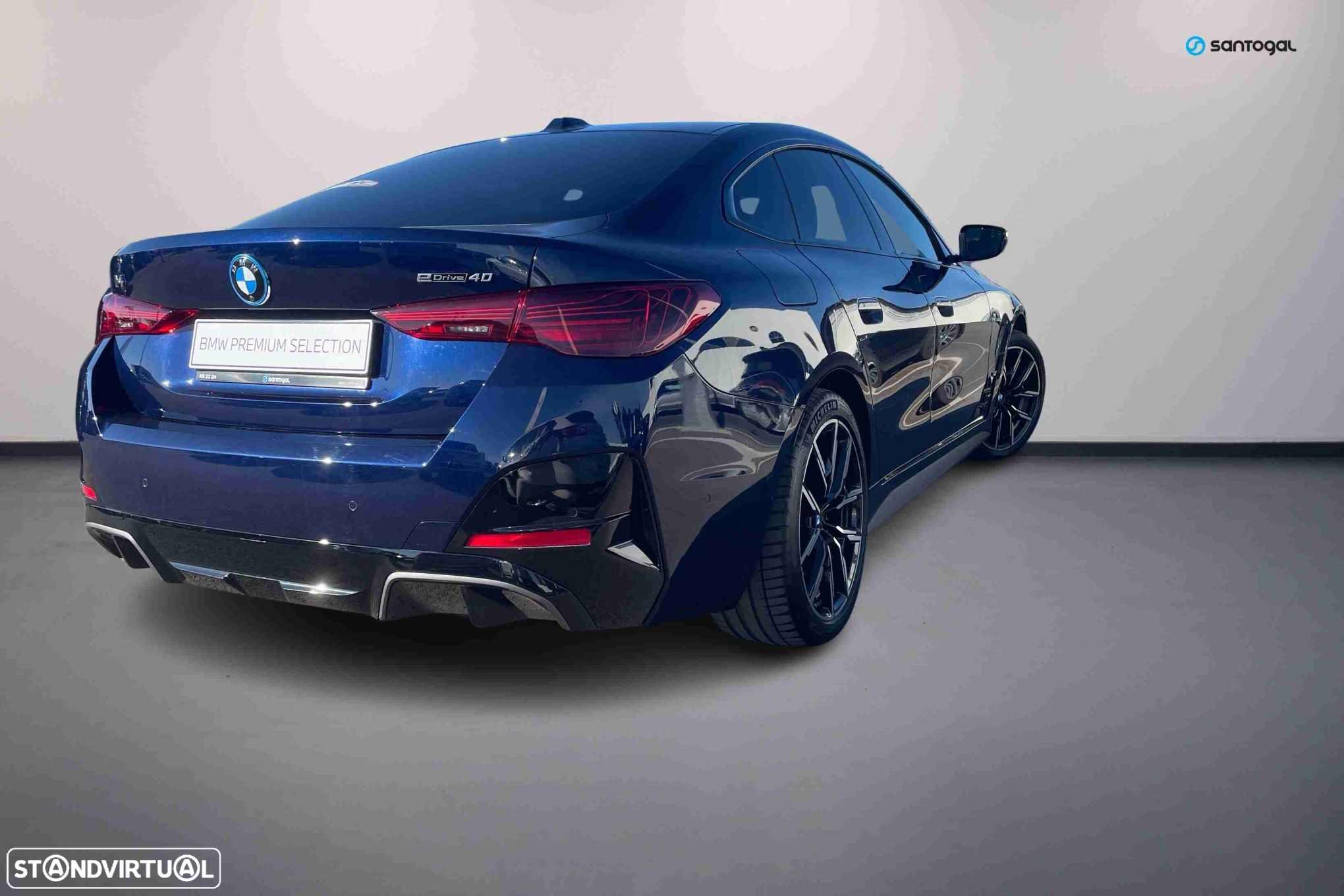 BMW i4 eDrive40 Pack Desportivo M - 2