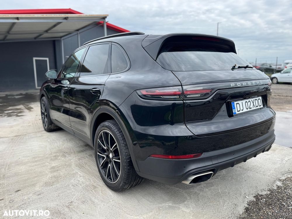 Porsche Cayenne Standard - 13