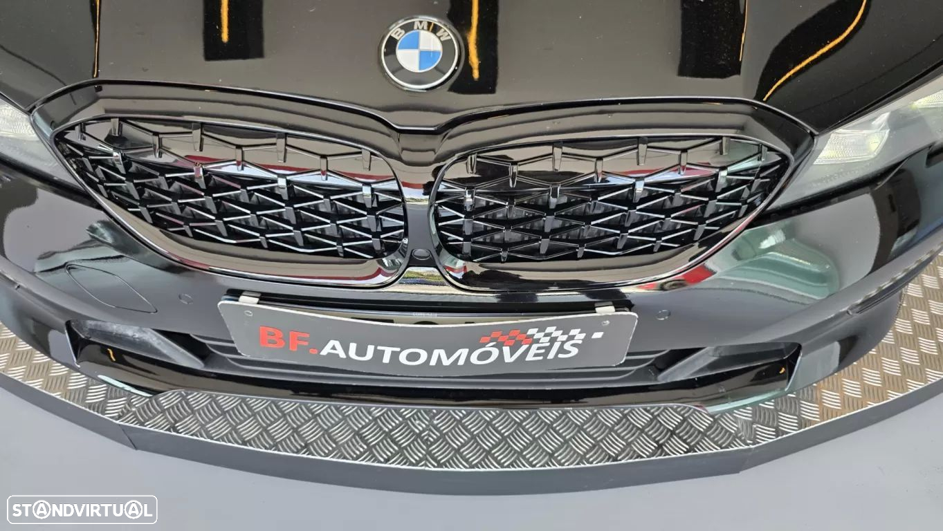BMW 318 d Auto - 23