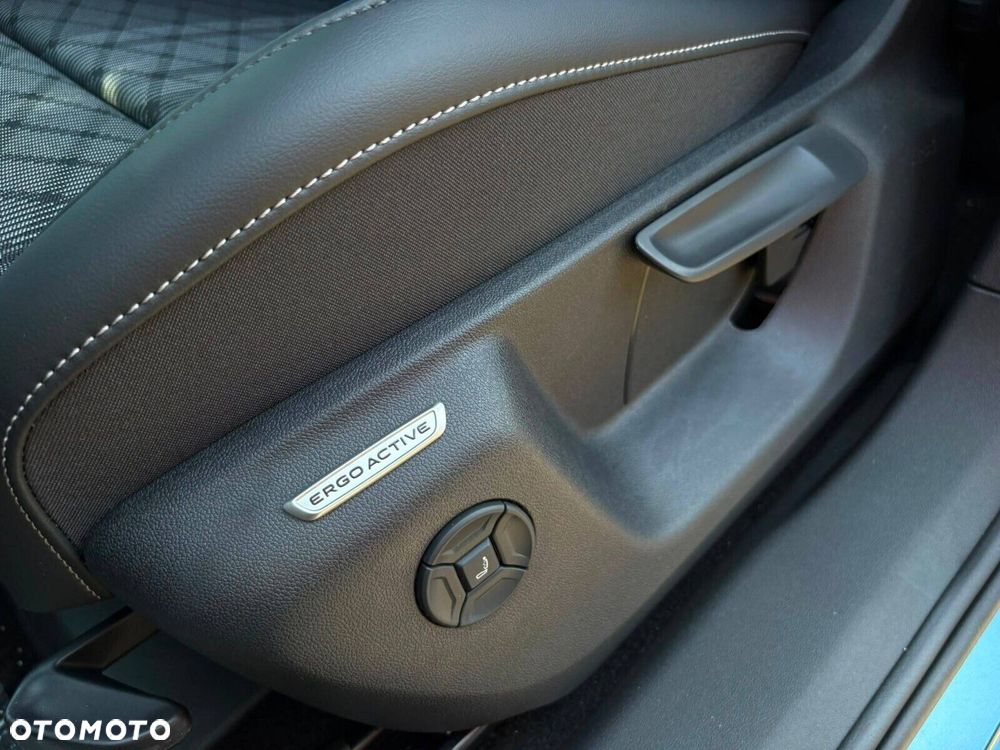 Volkswagen Tiguan - 24
