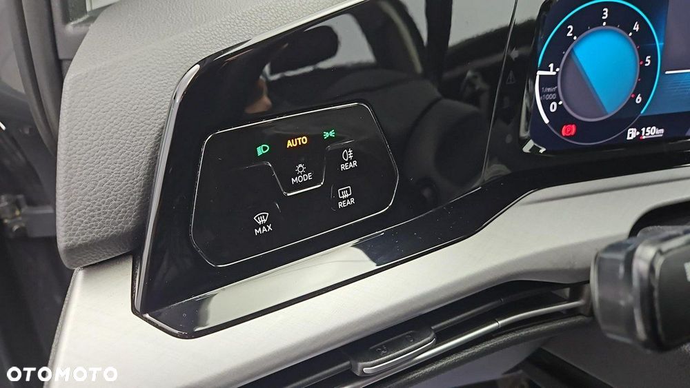 Volkswagen Golf VIII 2.0 TDI Life - 17