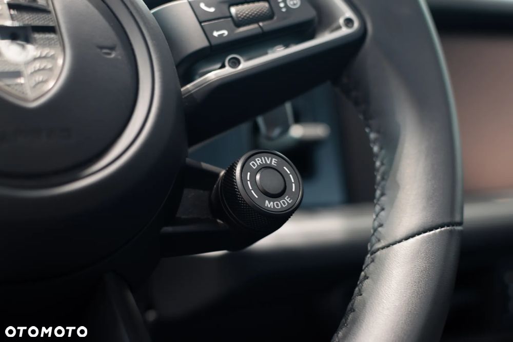 Porsche Cayenne Turbo E-Hybrid PHEV - 29