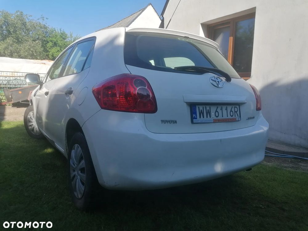 Toyota Auris - 5