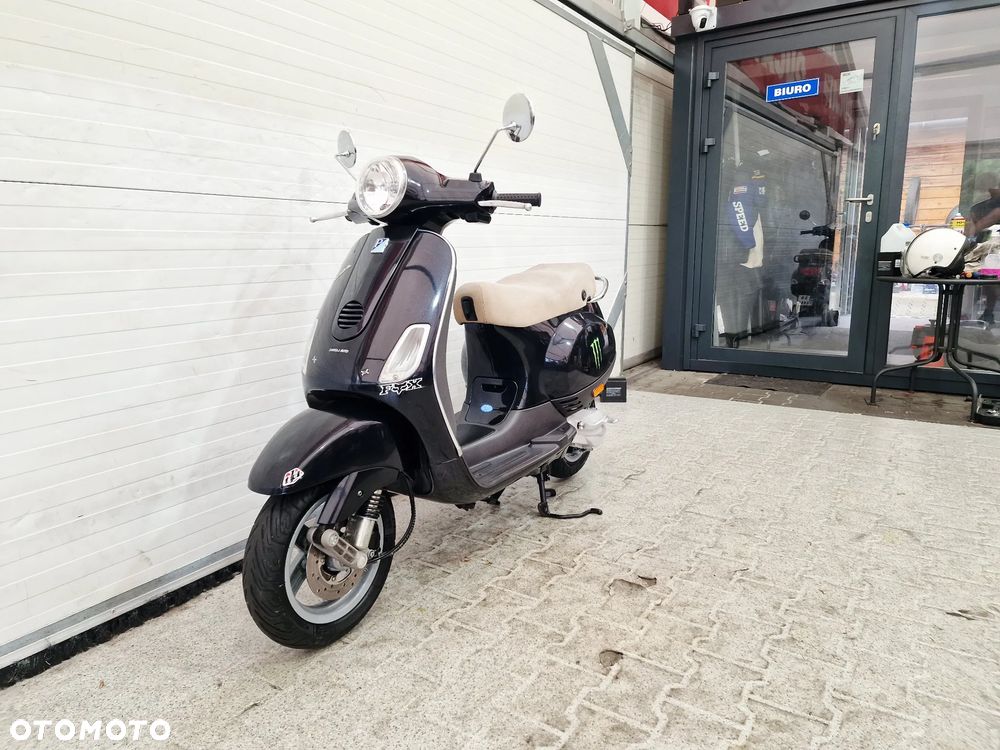 Piaggio Vespa - 5