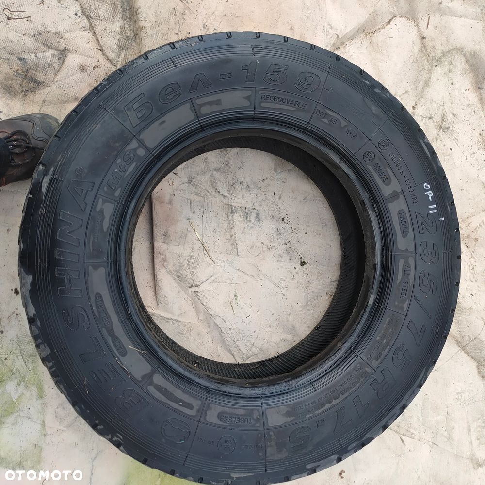 Opona Belshina  235-75-17,5 - 2