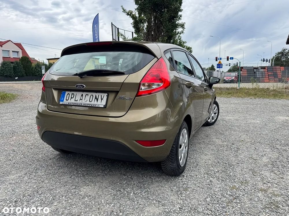 Ford Fiesta - 12