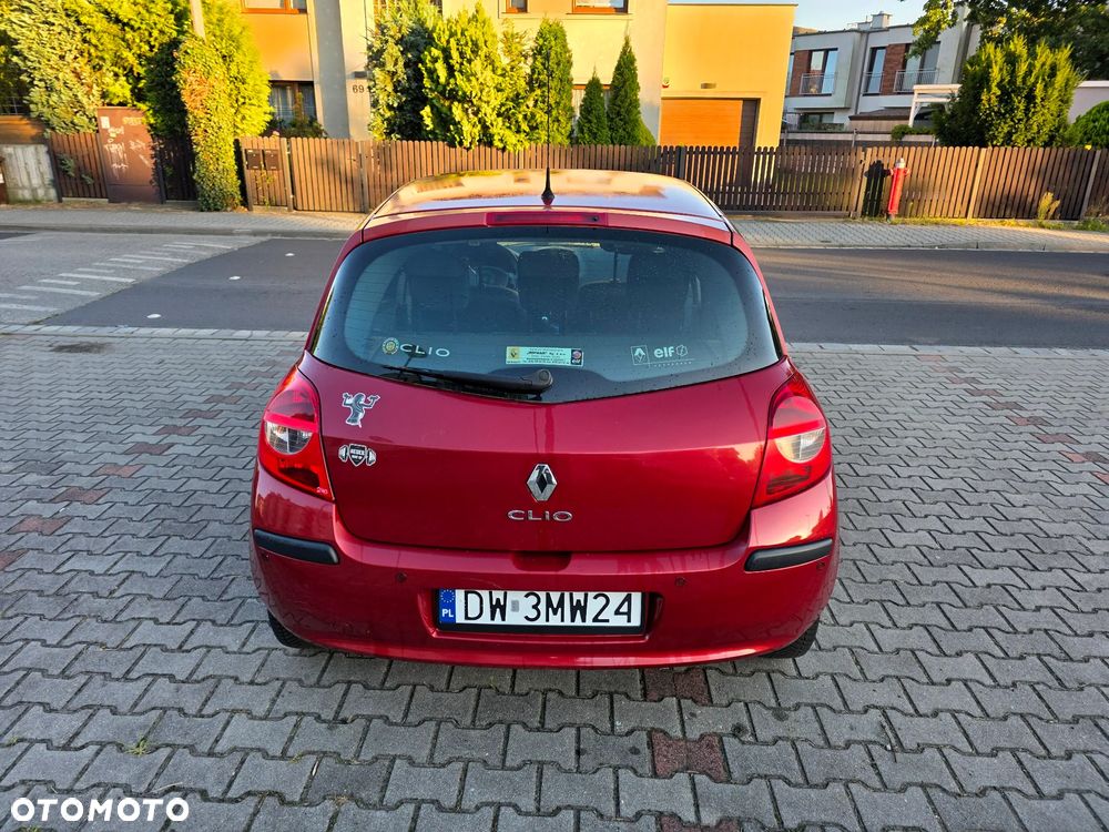 Renault Clio - 13