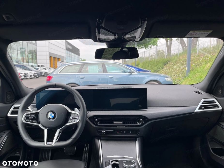 BMW Seria 3 320i xDrive M Sport - 13