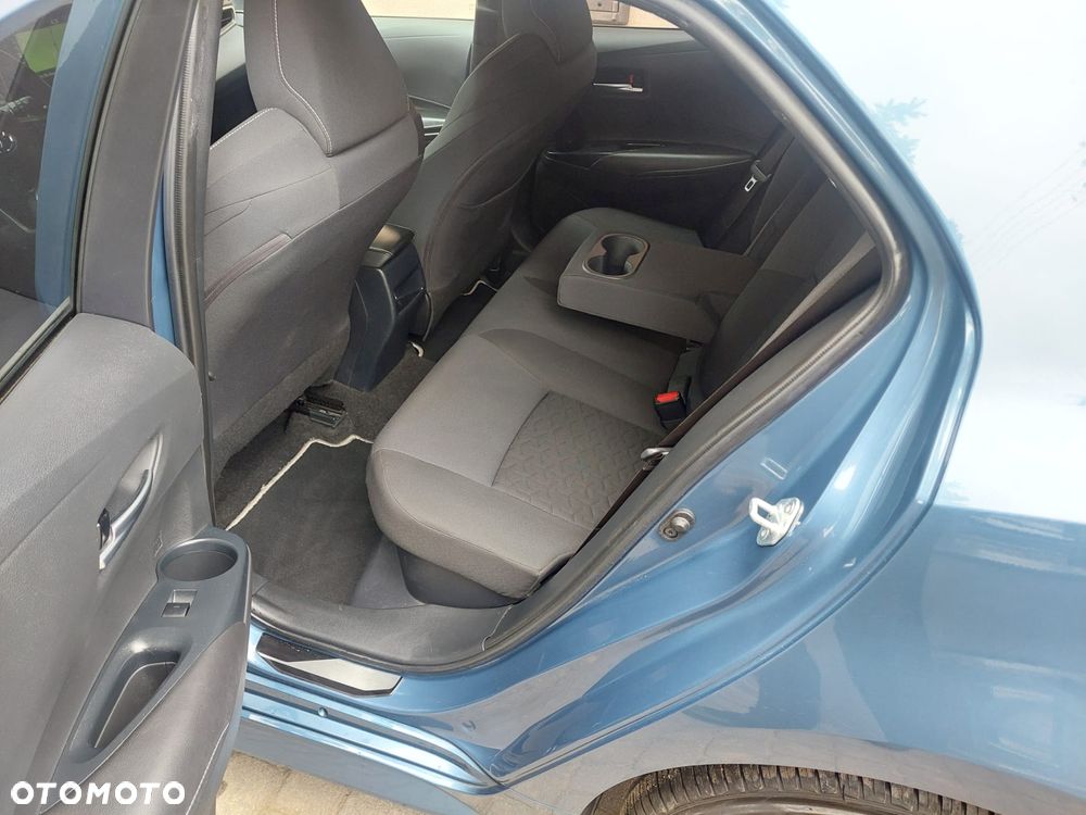 Toyota Corolla 1.8 Hybrid Executive - 9