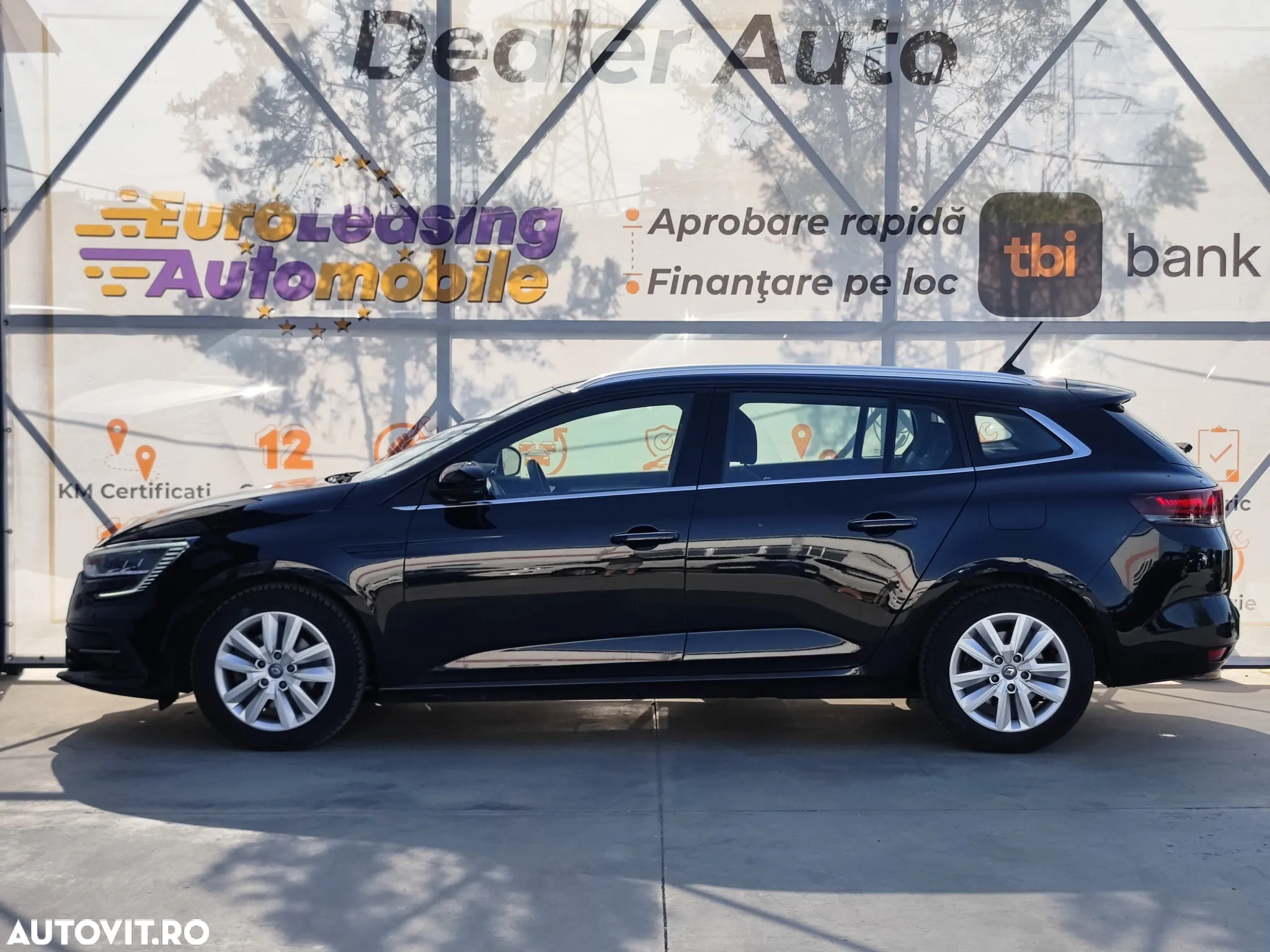 Renault Megane Grandtour E-TECH Plug-in 160 BUSINESS EDITION - 5