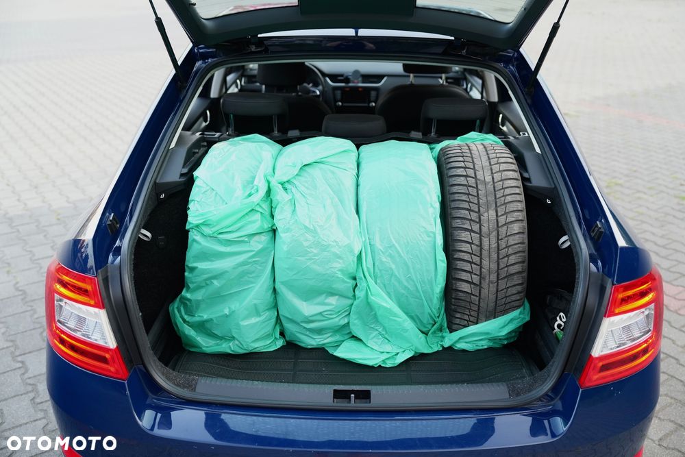Skoda Octavia 2.0 TDI Style DSG - 27