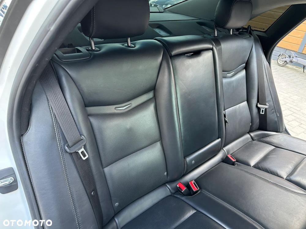 Cadillac XTS - 26