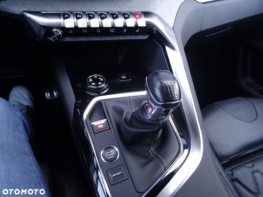 Peugeot 5008 1.5 BlueHDi GT S&S - 22