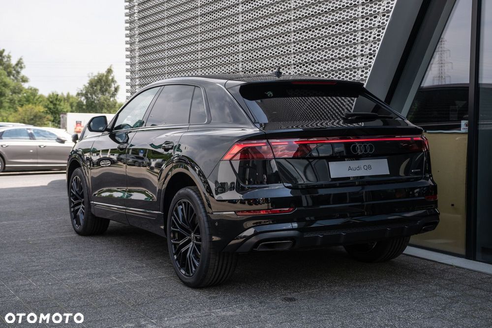 Audi Q8 - 4