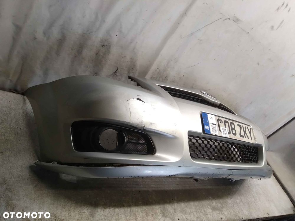 ^ ZDERZAK PRZÓD PRZEDNI DO TOYOTA COROLLA VERSO LIFT FL 1C0 SREBRNY HALOGENY - 3