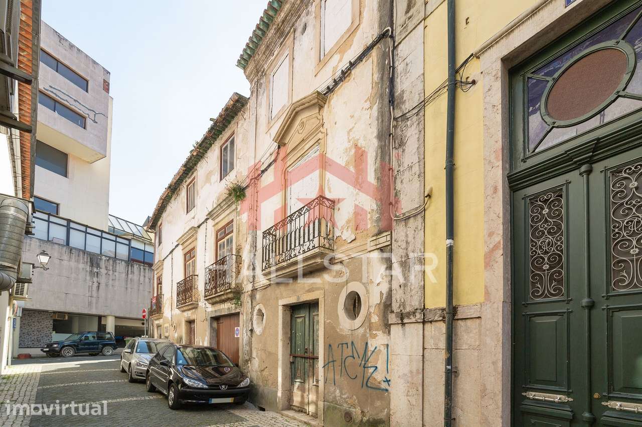 Prédio / Projeto Aprovado / Centro Histórico de Leiria - Grande imagem: 3/32