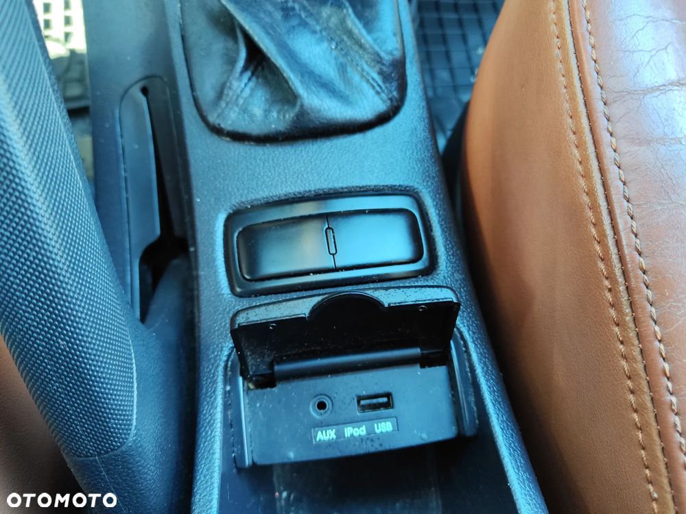 Kia Sportage 2.0 CRDI 2WD Champ - 25