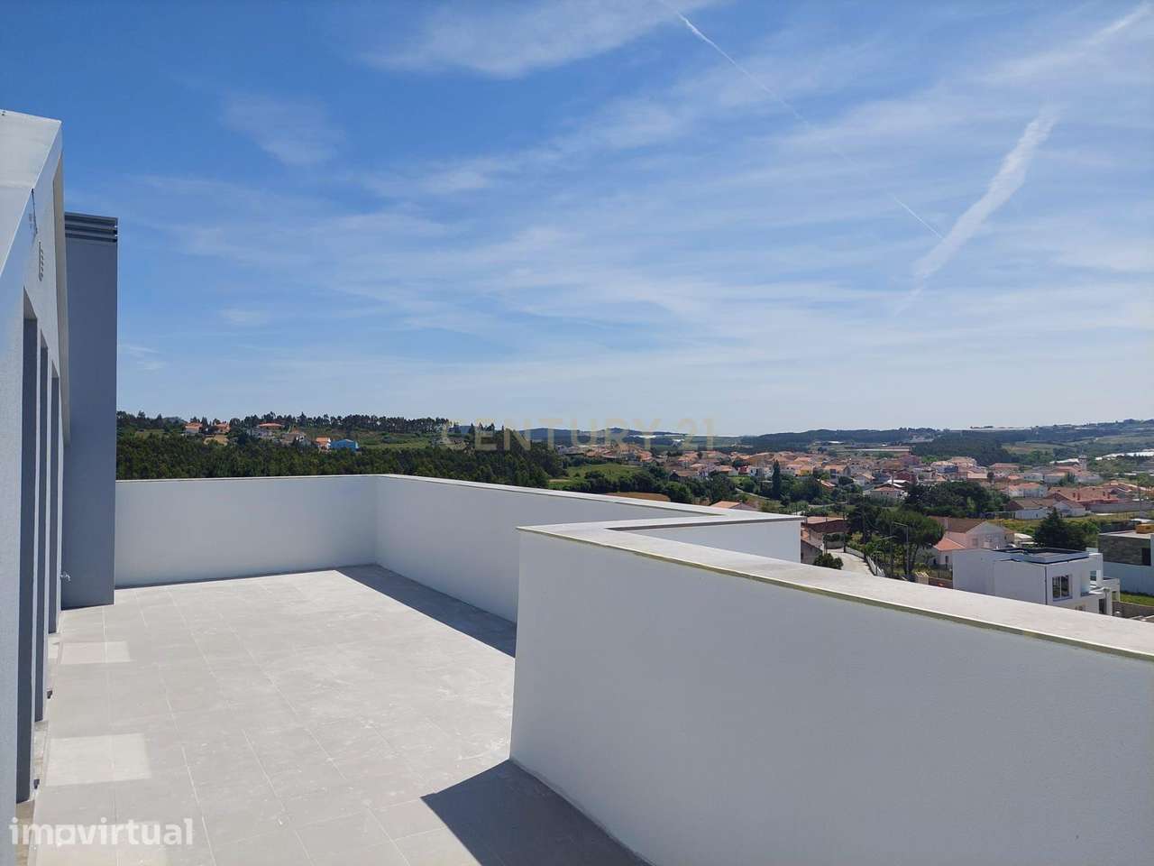APARTAMENTO T4 NOVO COM VARANDA E TERRAÇO - Grande imagem: 3/45