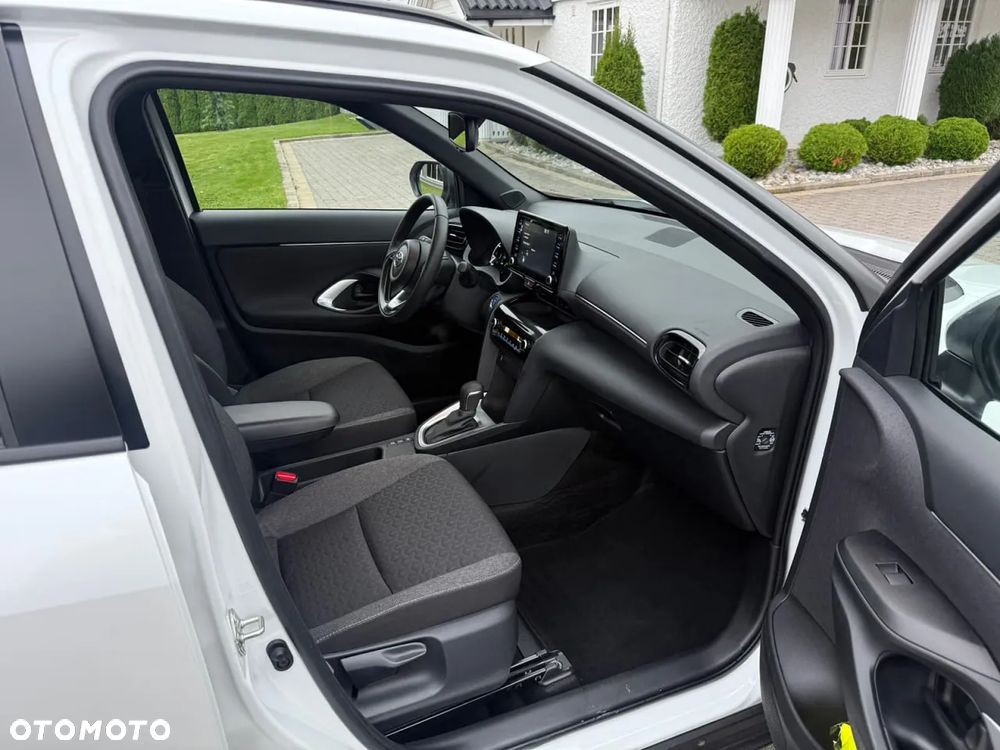 Toyota Yaris Cross Hybrid 1.5 Active - 30