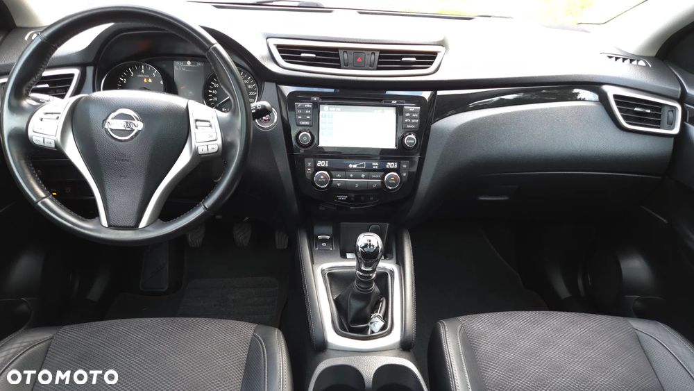 Nissan Qashqai 1.2 DIG-T Tekna+ - 19