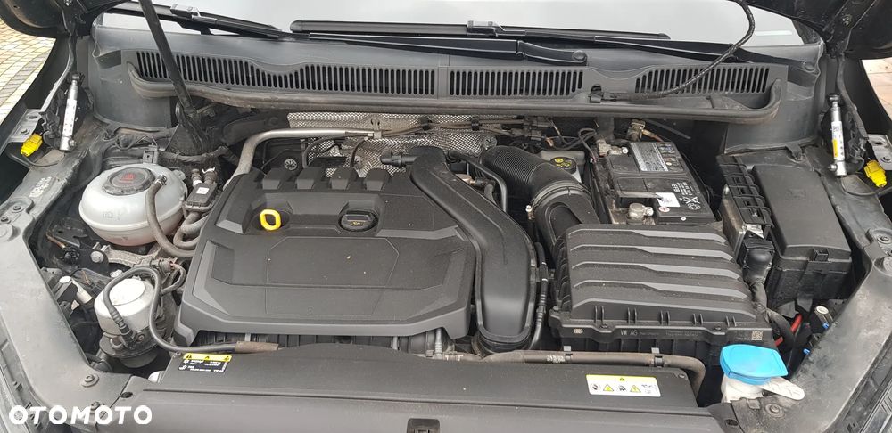 Volkswagen Touran - 14