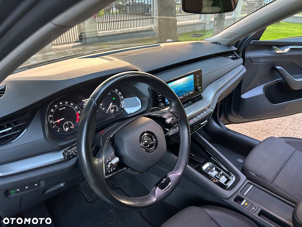 Skoda Octavia 2.0 TDI Ambition DSG - 24