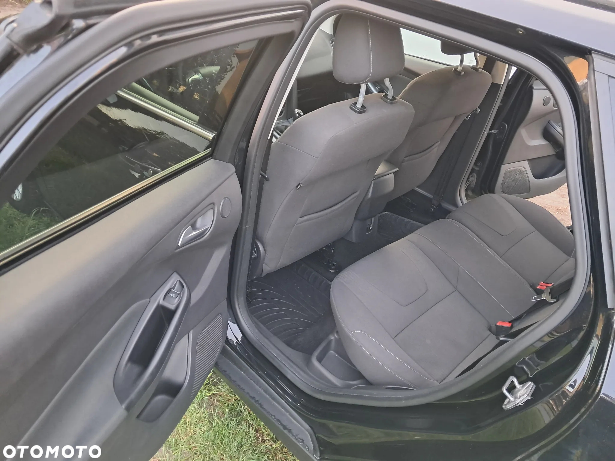 Ford Focus 1.6 TDCi Titanium - 8
