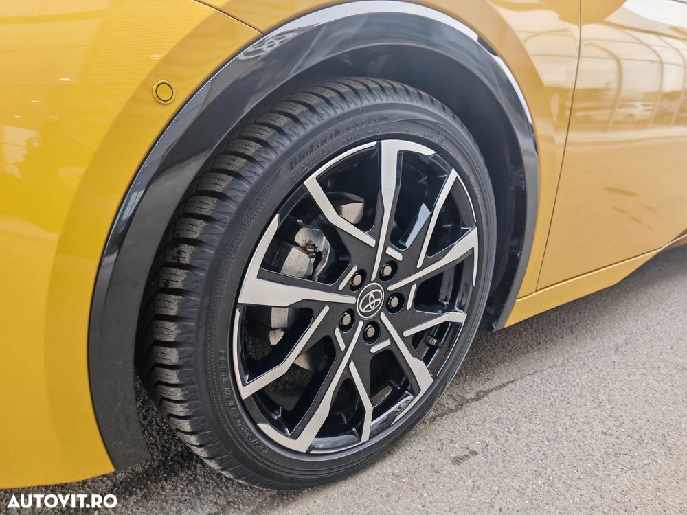 Toyota Prius 2.0 FWD PHEV Exclusive - 16