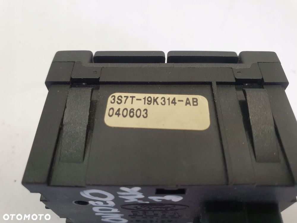 Mondeo III MK3 PRZEŁĄCZNIK PODGRZEWANIA FOTELI - 4