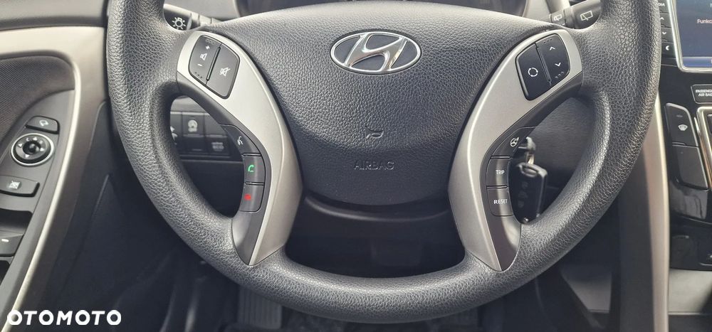 Hyundai i30 1.6 CRDI DCT Premium - 17