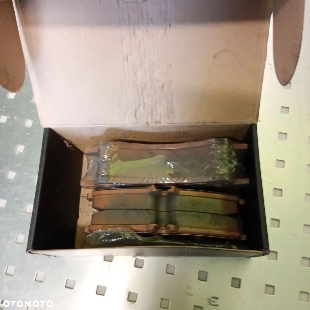 Klocki hamulcowe tył Crafter sprinter - 2