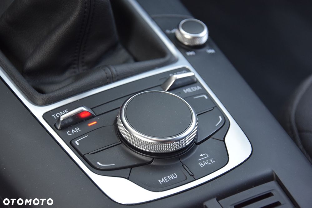 Audi A3 3-drzwiowe 1.4 TFSI Edycja Specjalna - 12
